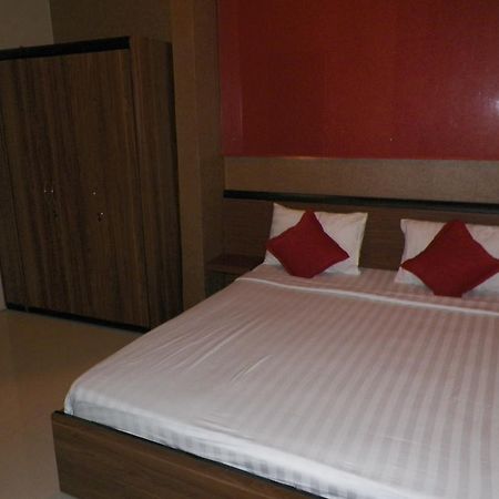 Ariandri Boutique Guesthouse Бандунг Номер фото